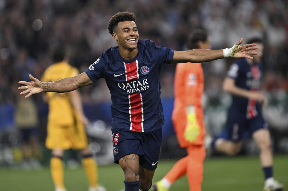 西甲榜首之争白热化