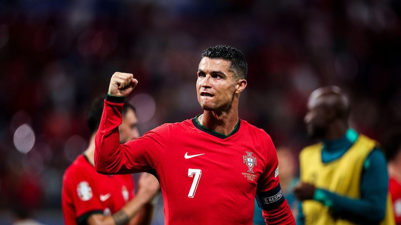 国安5-1送梅州降级，法比奥大四喜独享联赛金靴，张玉宁破门