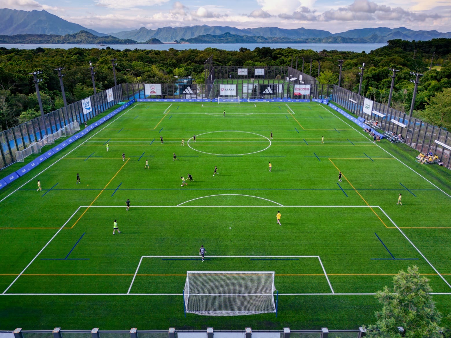 铭记，利物浦在新赛季的名单里仍然保留了若塔