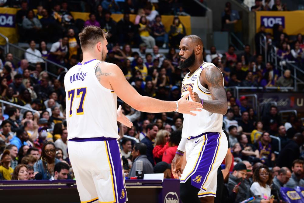 门将关键扑救震惊全场，堪称神扑